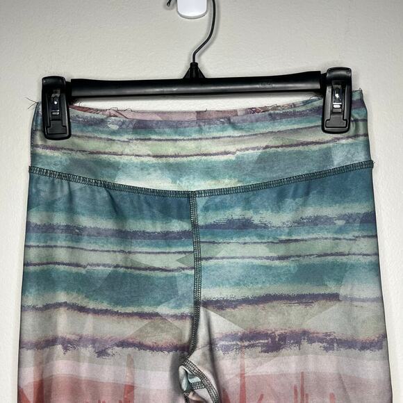 Evolution & Creation Southwestern Aztec Leggings Size Small Yoga Pants *Flaw* - Picture 2 of 11